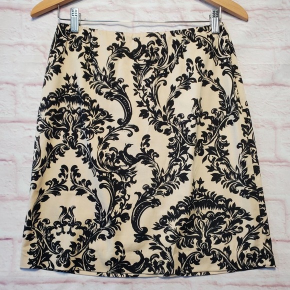 Talbots Dresses & Skirts - Talbots Petites Gothic Baroque Damask Print Beige Midi Pencil Skirt‎ Womens 8P